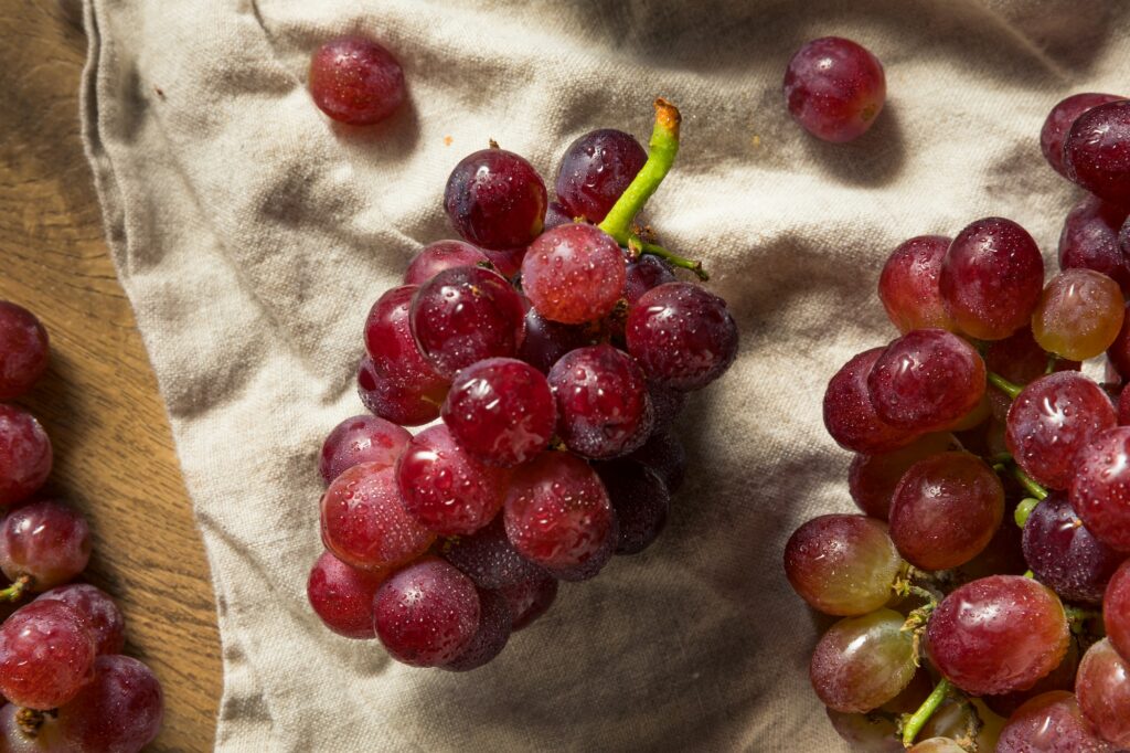 Raw Red Organic Grapes