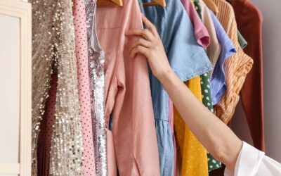 Les meilleures astuces pour organiser un dressing fonctionnel et stylé